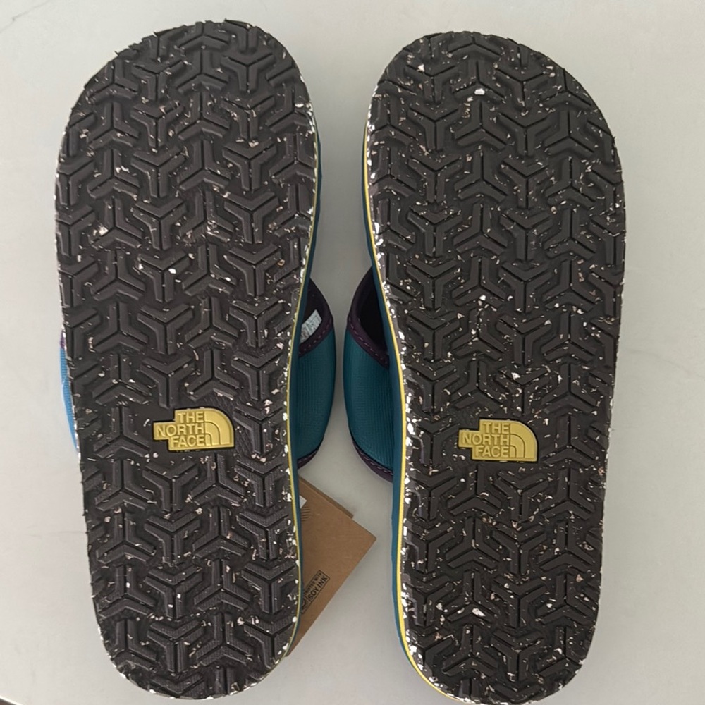 The North Face Basecamp Mens Flip Flops Size 10 New - Picture 2 of 3